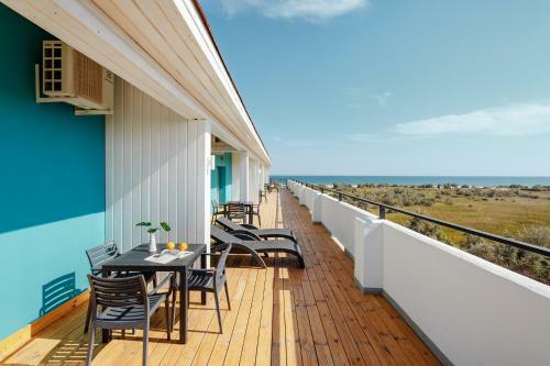 Hotel Welcome Summer