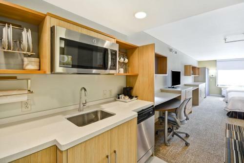 Hotel Home2 Suites By Hilton Decatur Ingalls Harbor