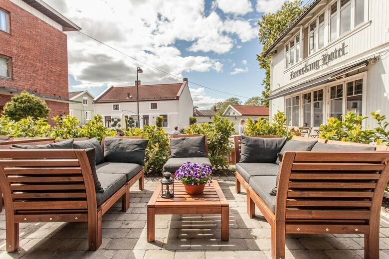 Reenskaug Hotel