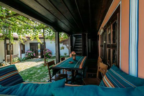 Villa The Zoev House