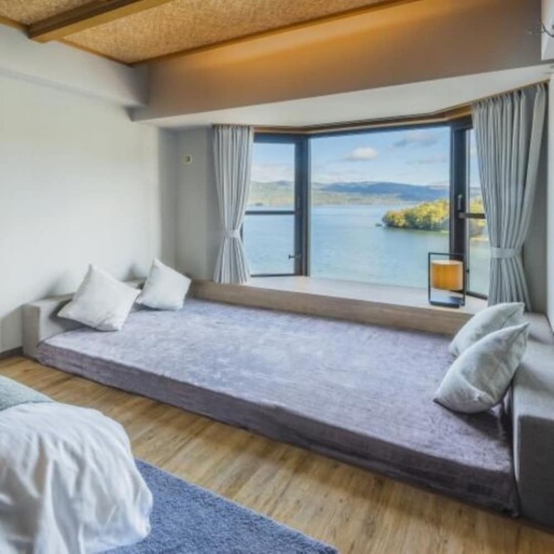 New Akan Hotel