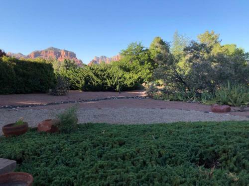 Sedona Spectacle Main And Guest House Sleeps 20