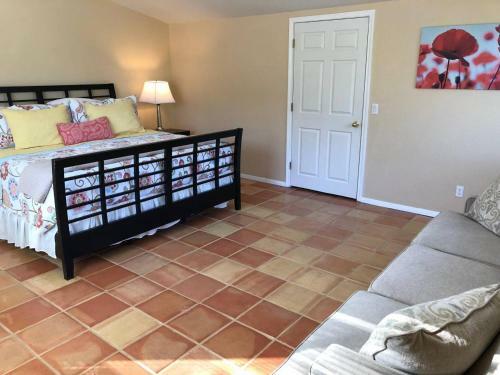Sedona Spectacle Main And Guest House Sleeps 20