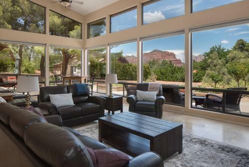 Sedona Spectacle Main And Guest House Sleeps 20