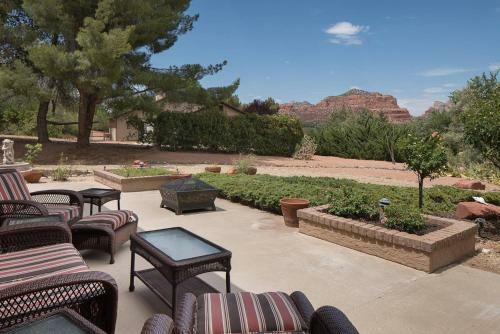 Sedona Spectacle Main And Guest House Sleeps 20
