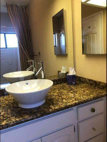 Sedona Spectacle Main And Guest House Sleeps 20