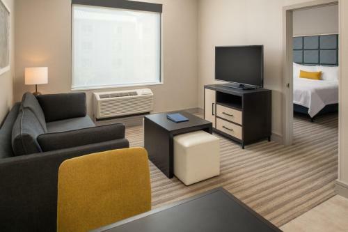 Hotel Homewood Suites By Hilton Belmont