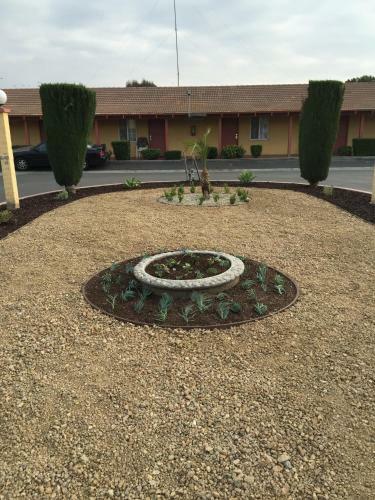 Hacienda Motel