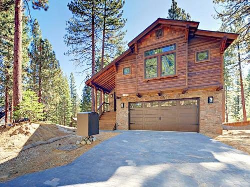 1183 Prospector Trl Home