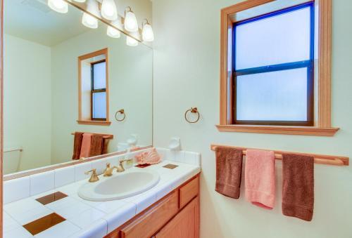 Cabin At Stateline