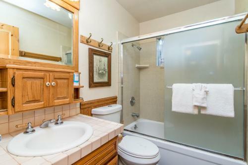 Charm In South Lake Tahoe 1358