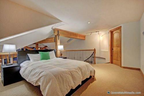 522 Ryan Gulch Home