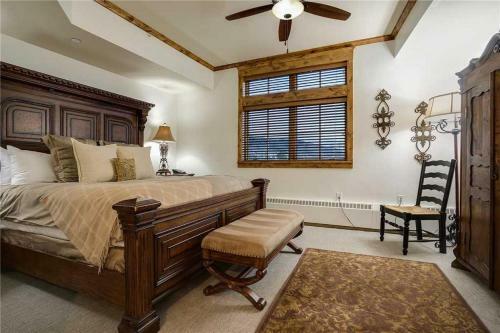 Highmark Steamboat Springs - Hm2b