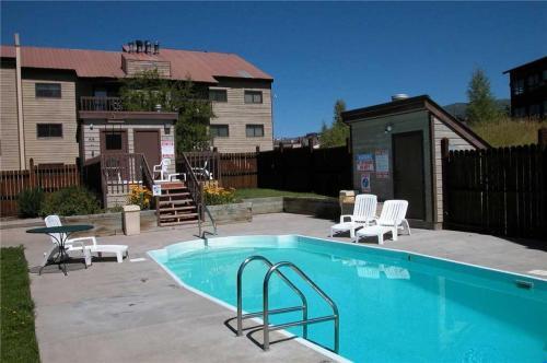 Shadow Run Condominiums - Shb26