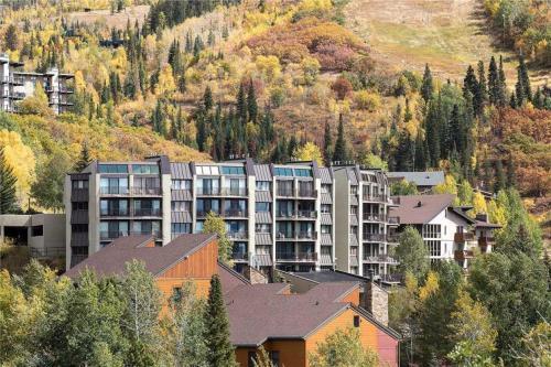 Bronze Tree Condominiums - Bt202