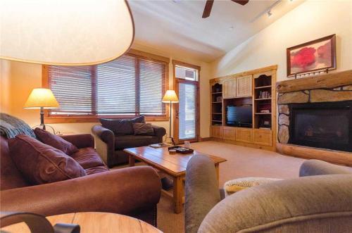 3308 Champagne Lodge, Trappeur's Crossing