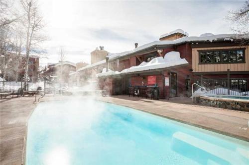 Phoenix At Steamboat - P218