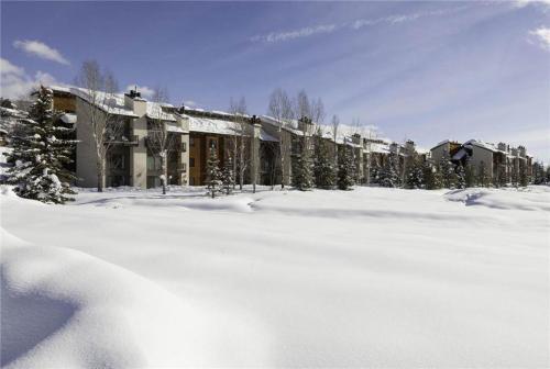 Rockies Condominiums - R2301