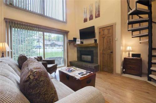 Rockies Condominiums - R2301