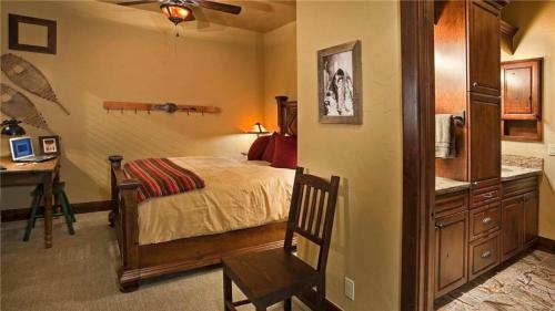 Lookout Lodge - Iconic Ultra Luxury Private Home