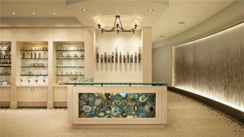 Panorama Peak Penthouse 601