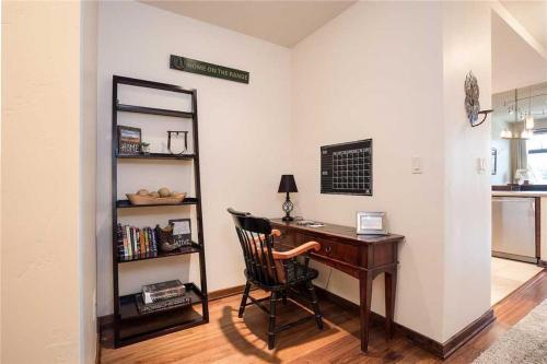 Howelsen Place - H305b