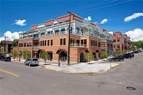 Howelsen Place - H305b