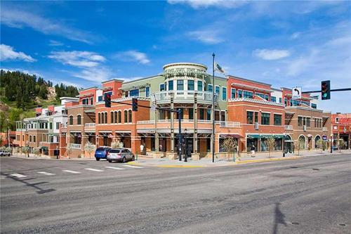 Howelsen Place - H305b