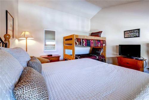 Ski Inn 333