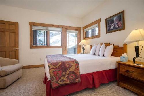 Saddle Creek Sc745