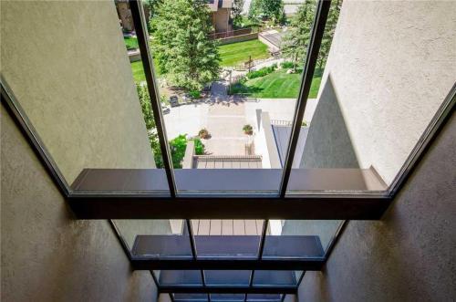 Bronze Tree Condominiums - Bt204