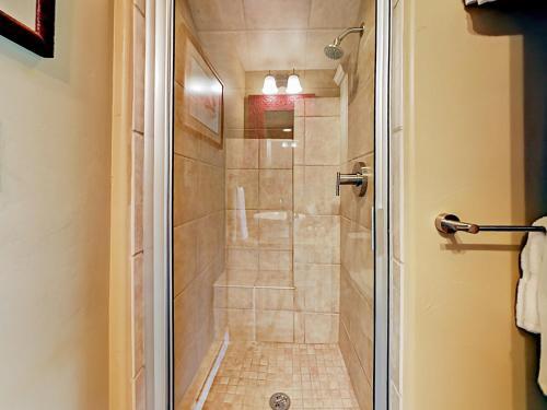 Apartamento 1800 Burgess Creek Rd 103 Condo