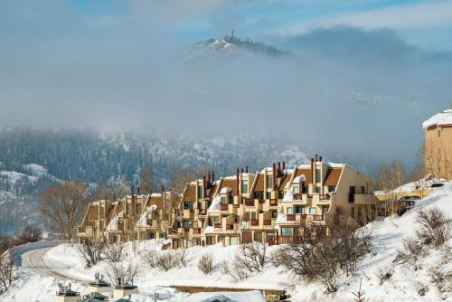 Apartamento 1800 Burgess Creek Rd 103 Condo