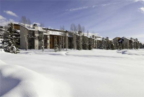 Rockies Condominiums - R2408