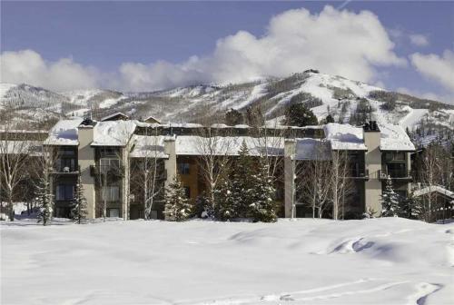 Rockies Condominiums - R2408