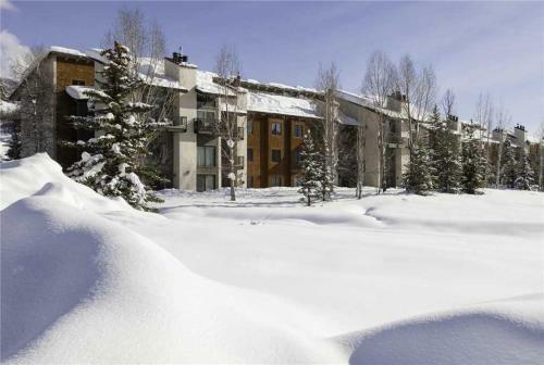 Rockies Condominiums - R2408