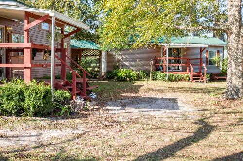 Ichetucknee Lodging At The Smoakhouse Ranch Bed & Breakfast