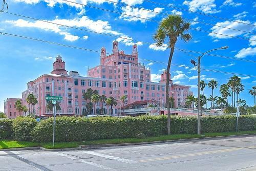 Parkside 15, 2 Bedrooms, Walk To Beach, Pool Access, Sleeps 6