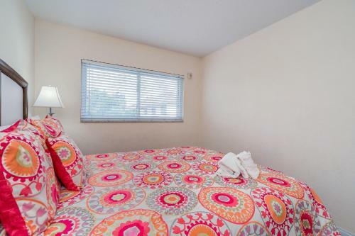 Parkside 15, 2 Bedrooms, Walk To Beach, Pool Access, Sleeps 6