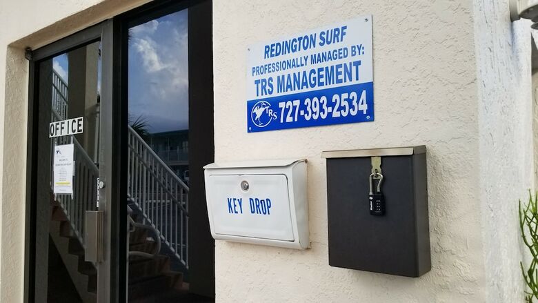 Hotel Redington Surf Resort