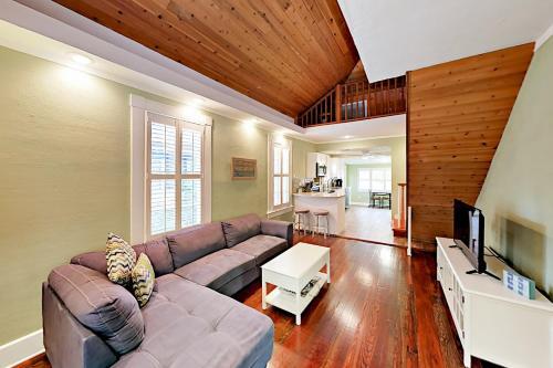 5413 30th Ave S House