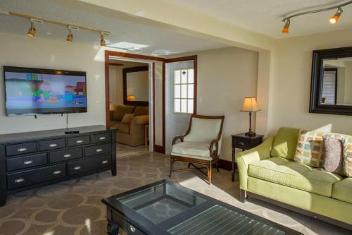 Yoda Beach House