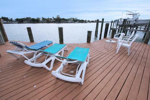 Apartamento Whispers Resort #7 - Two Bedroom Condominium
