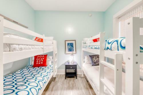 Redfish Village M2-413 Blue Mountain Beach 30a (condo)