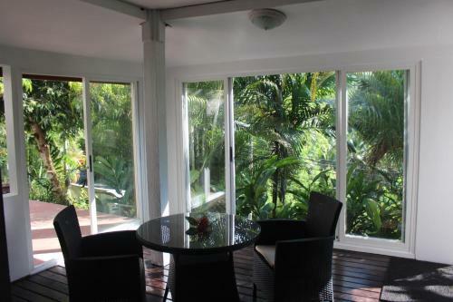 Stephna Residence