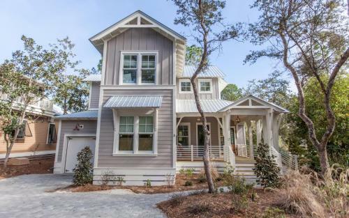 8 Bramble Ln