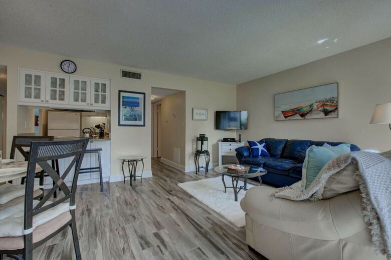 Bay Oaks Ground Floor