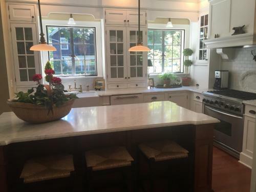 Beautiful Historic Home Close To Notre Dame