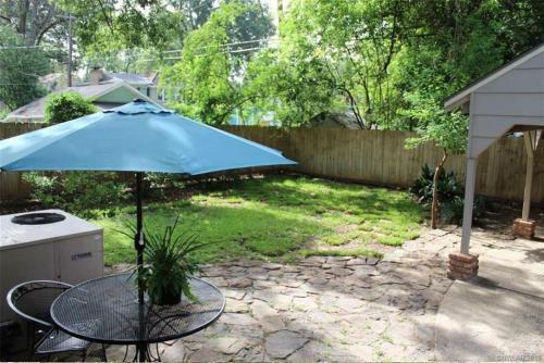Ratcliff Apartment � Cozy Efficiency S. Highlands: Everything You Need+