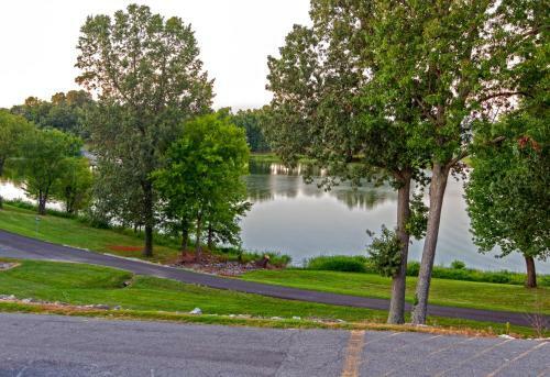 Lodge Kentucky Dam Village State Resort Park